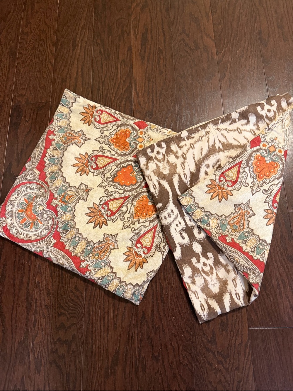 Pottery Barn 18x18 Paisley Reversible Pillow Covers - 2